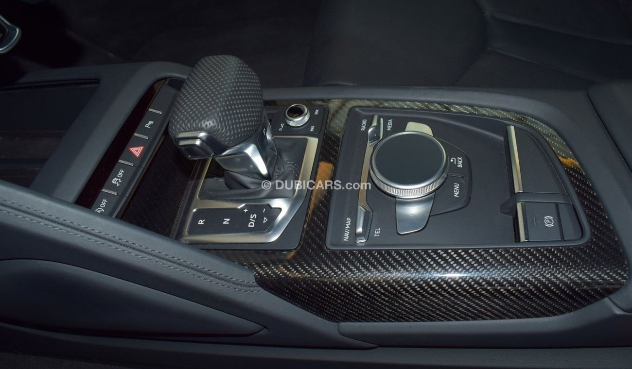 أودي R8 V10 بلس