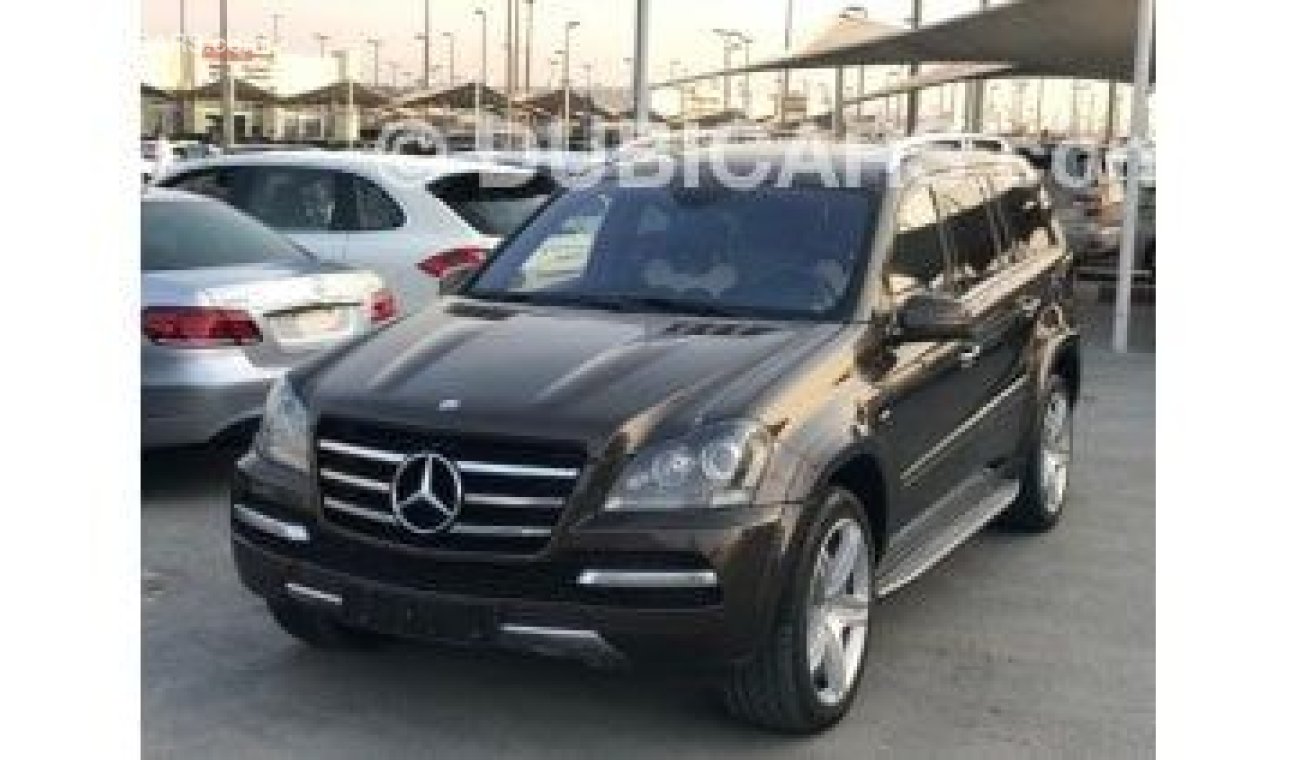 Mercedes-Benz GL 500 Type: Mercedes GL500 Model: 2012 Specifications: GCC, full specifications, cruise control, full elec