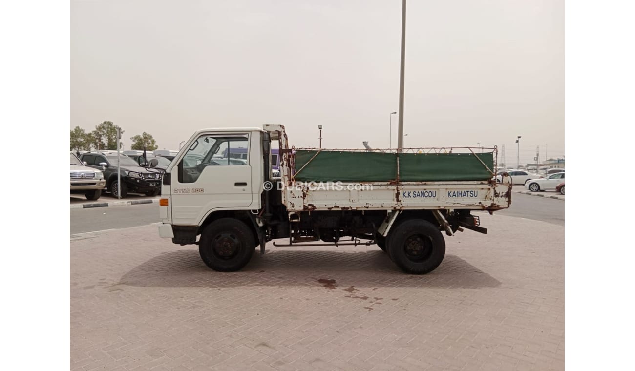 Toyota Dyna TOYOTA DYNA TRUCK RIGHT HAND DRIVE (PM1310)