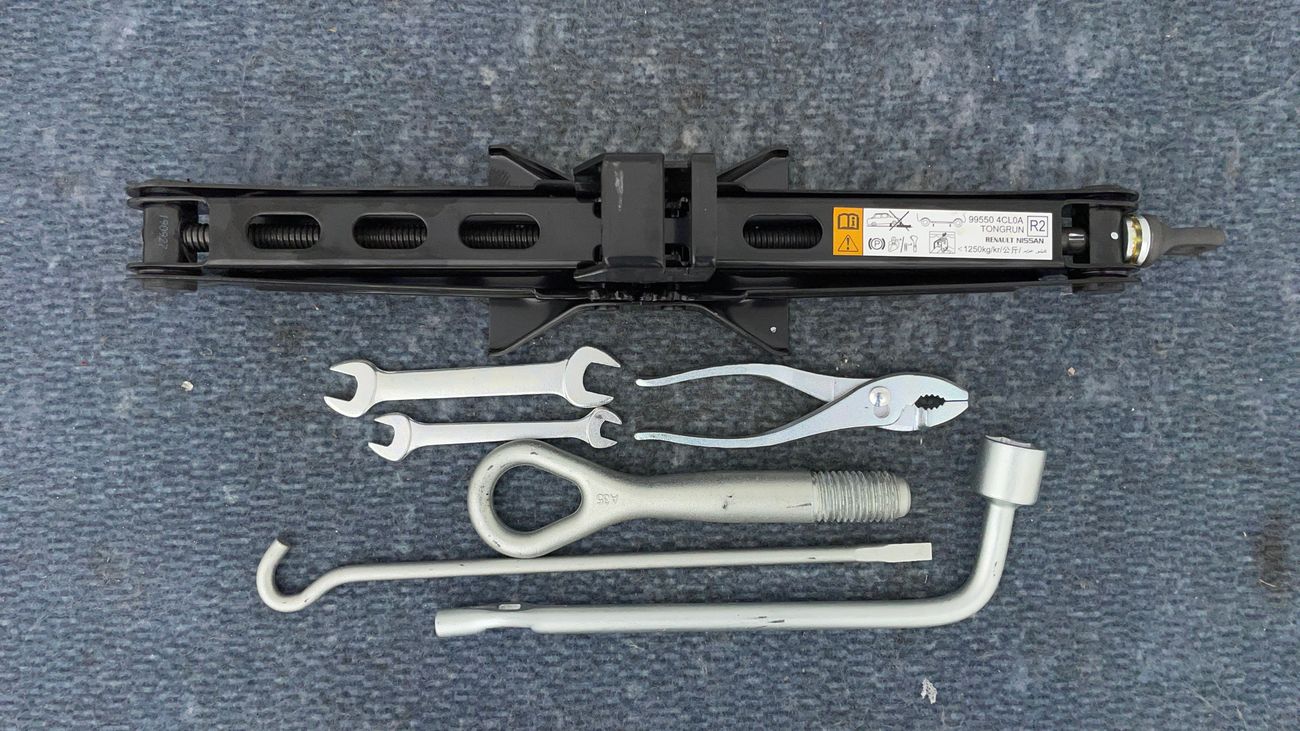 نيسان إكس تريل S 2.5 | بدون دفعة مقدمة | اختبار قيادة مجاني للمنزل