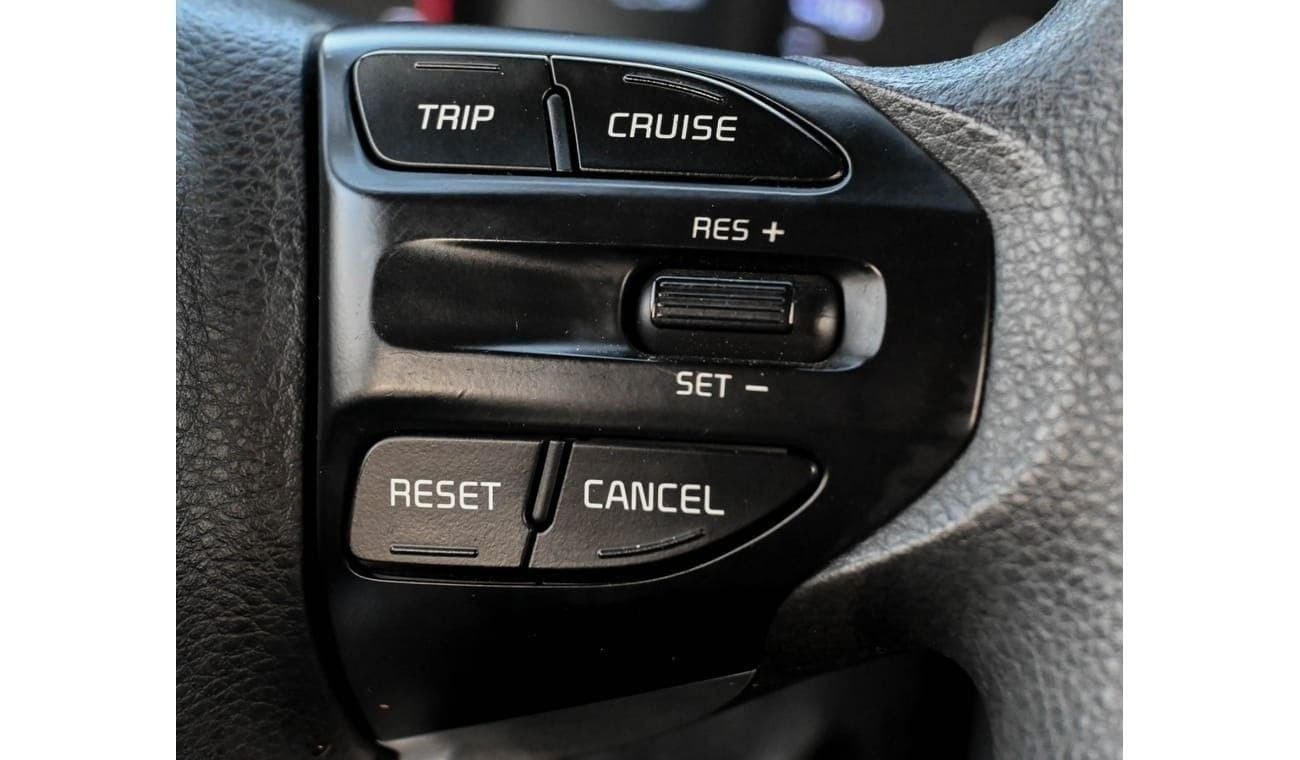 Kia Rio Kia Rio 1.6L 2019 GCC accident free in excellent condition 513 P.M