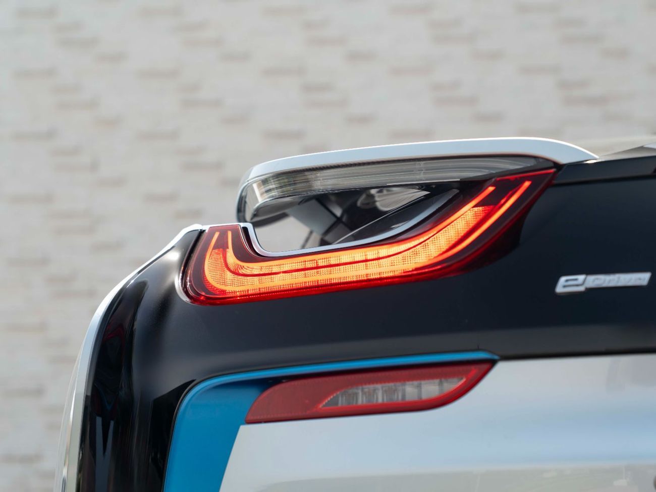 BMW i8 COUPE