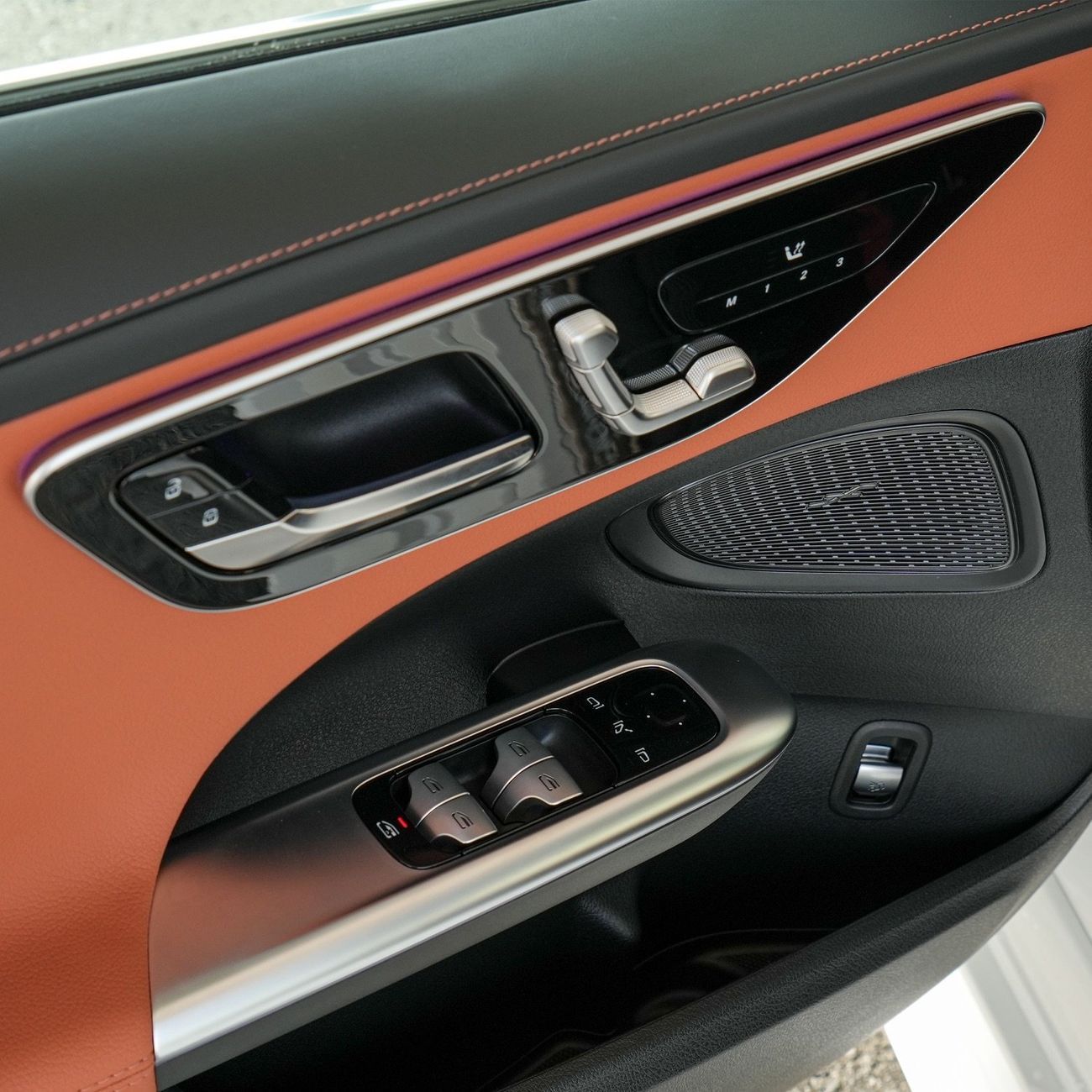 مرسيدس بنز C 200 Premium