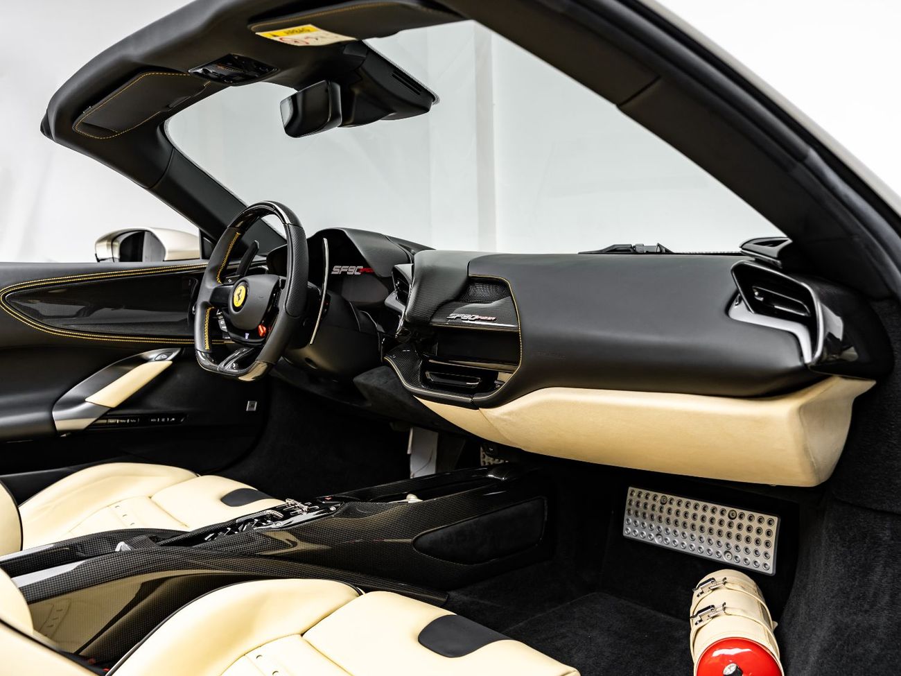 Ferrari SF90 Spider 2024 Ferrari SF90 Spider Assetto Fiorano, Ferrari Warranty and Service Contract, Low KMs, GCC