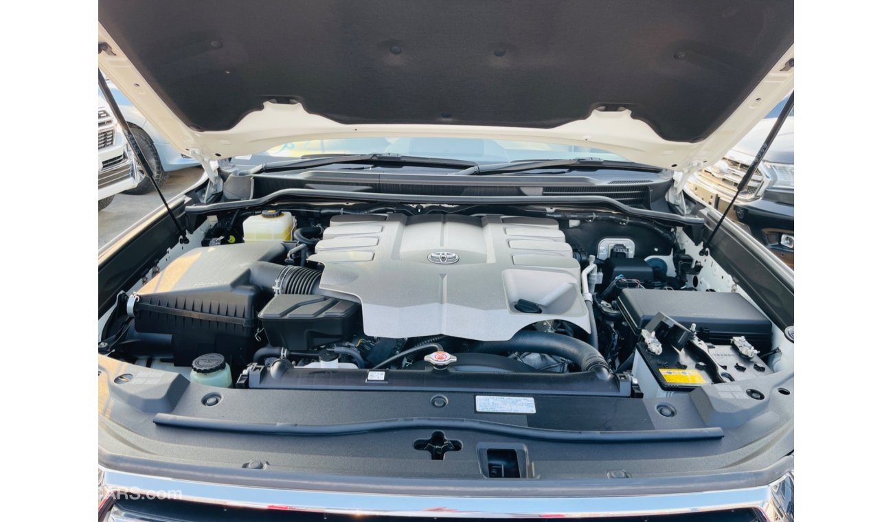 تويوتا لاند كروزر Toyota Landcruiser RHD Petrol engine model 2019 imported from Japan car very clean and good conditio