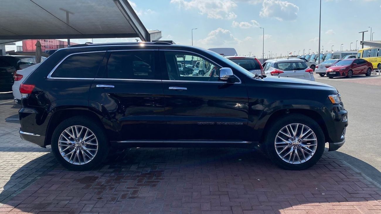 جيب جراند شيروكي ساميت