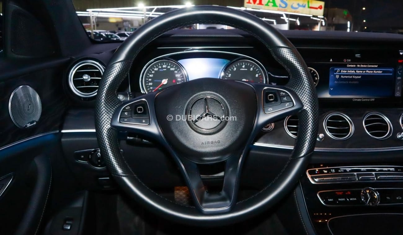 Mercedes-Benz E300 4matic