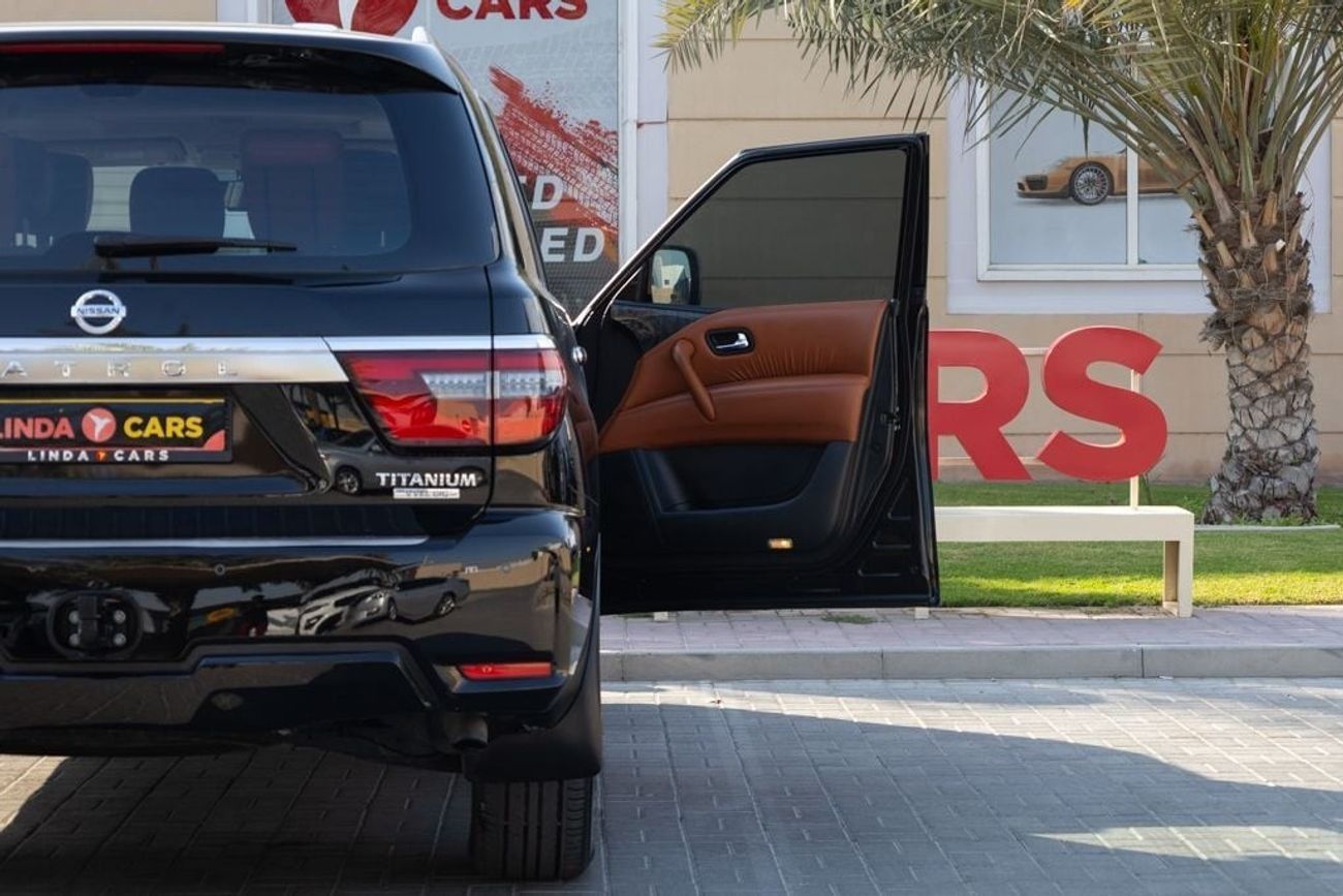 نيسان باترول LE Titanium 5.6L Nissan Patrol LE Titanium 2020 GCC under Warranty with Flexible Down-Payment.