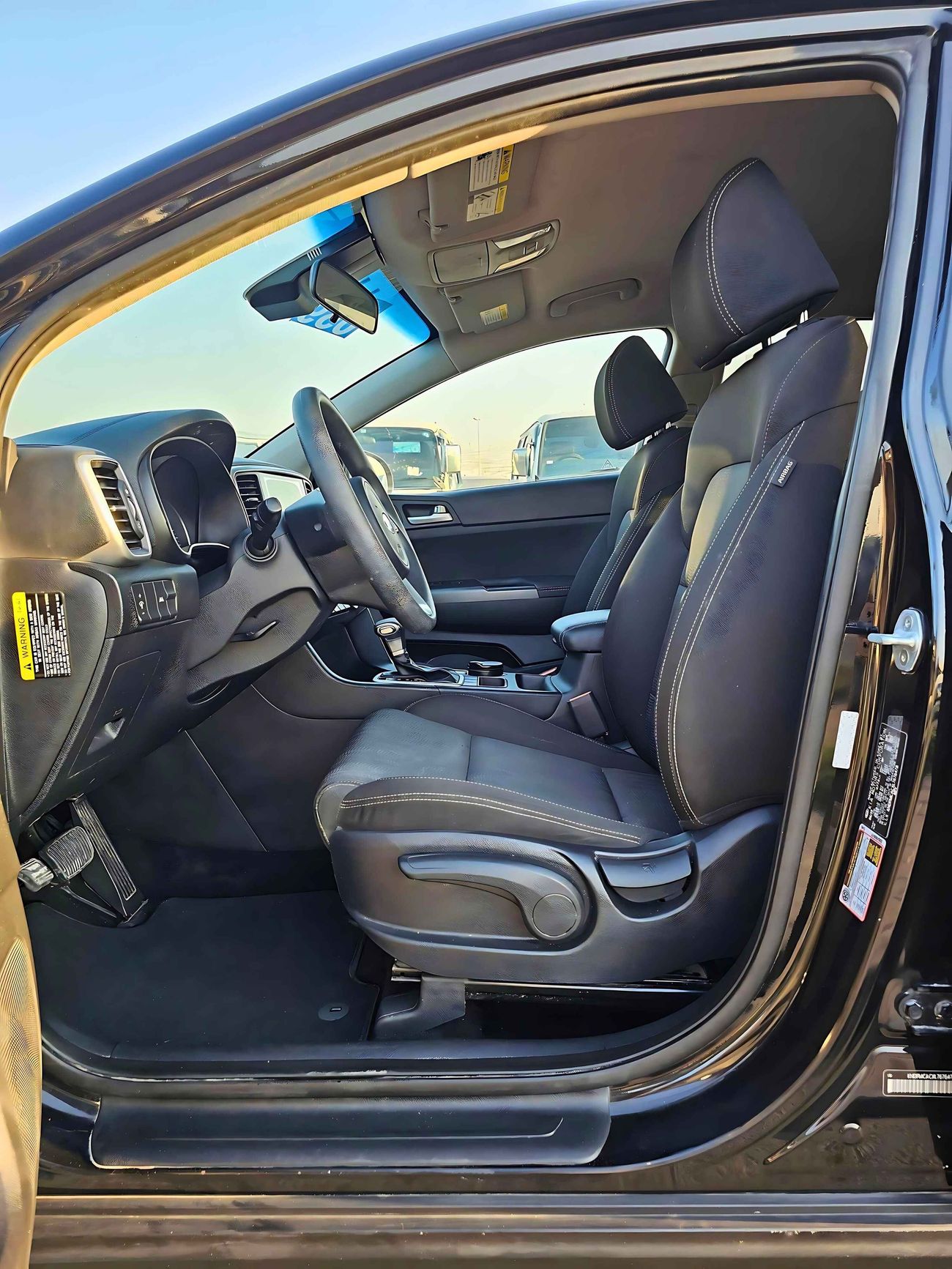 Kia Sportage LX/ AWD/ ORG AIRBAG/ ORG PAINT/ DVD/ 599 MONTHLY/ LOT# 76478