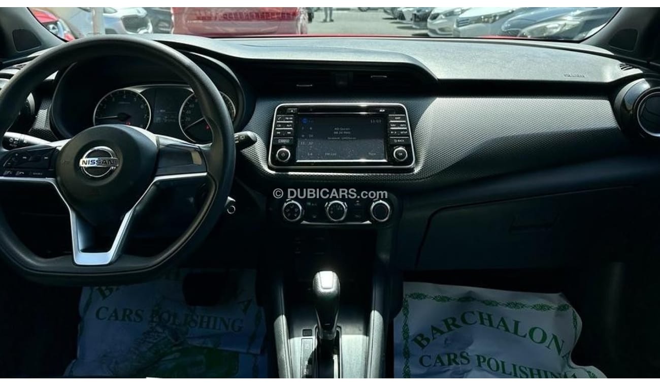 Nissan Kicks NISSAN KICKS - 2018 - SV - MID OPTION - GCC - ACCIDENTS FREE - PERFECT CONDITION INSIDE OUT