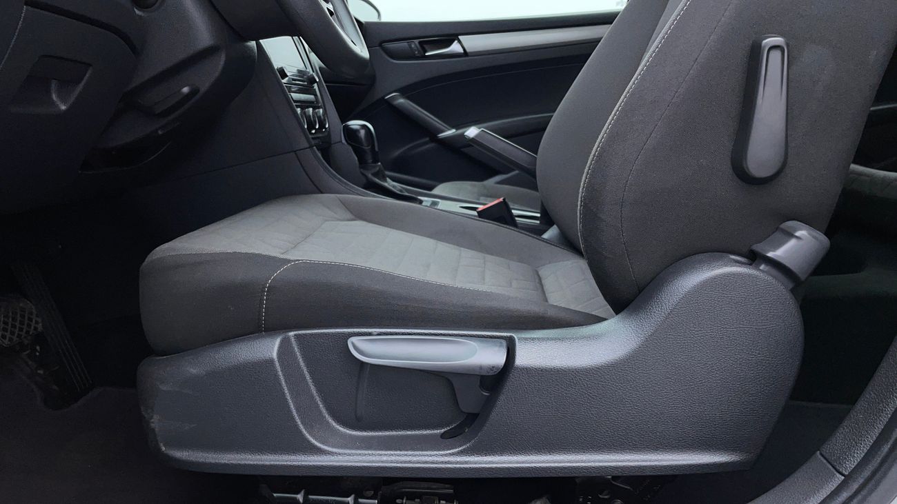 فولكس واجن باسات S 2.5 | بدون دفعة مقدمة | اختبار قيادة مجاني للمنزل