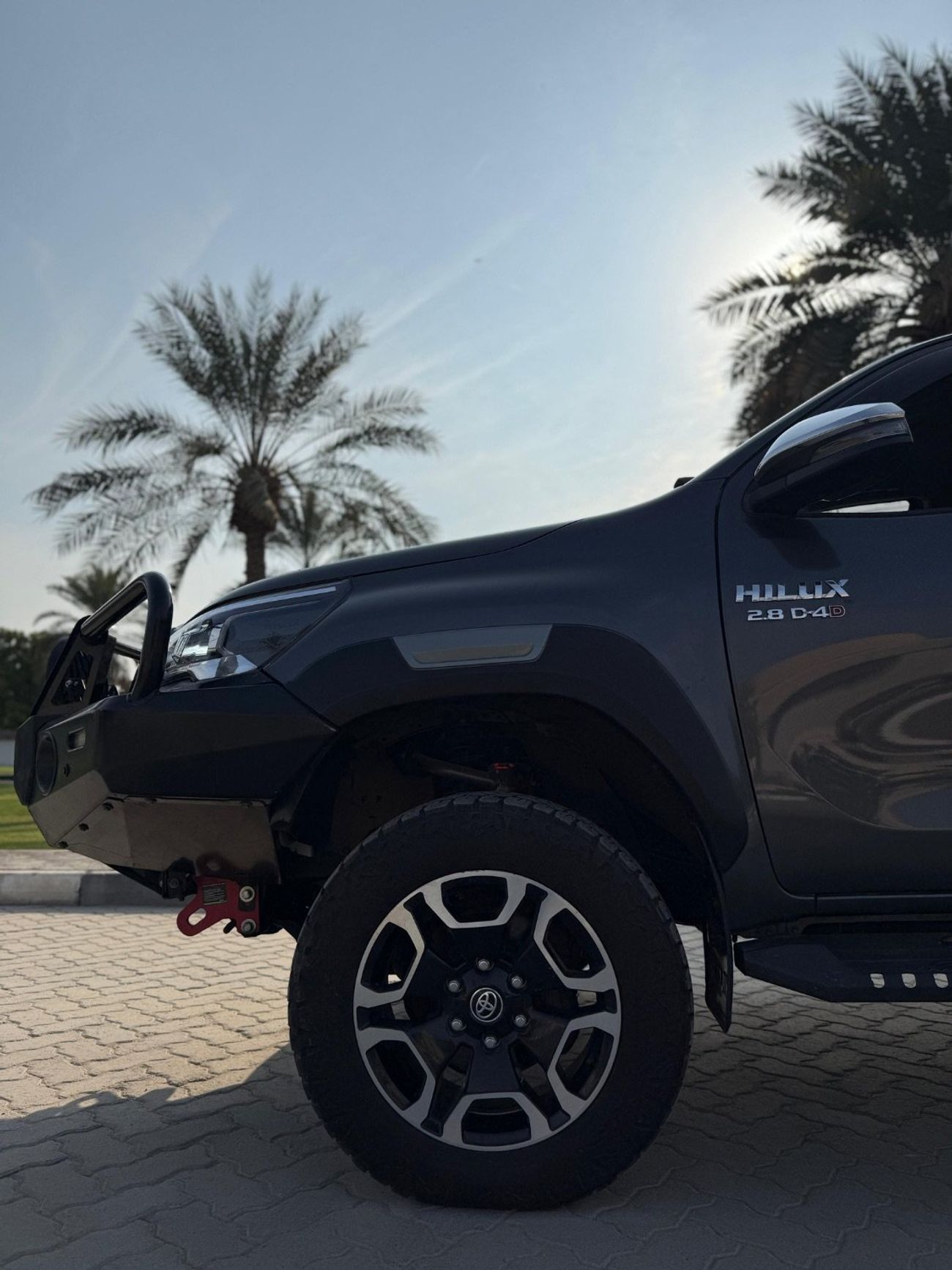 تويوتا هيلوكس SR5 export from Australia