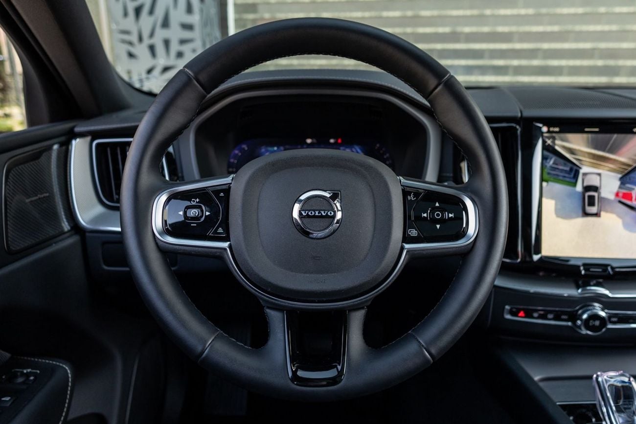 فولفو XC 60 ULTIMATE DARK ULTIMATE DARK