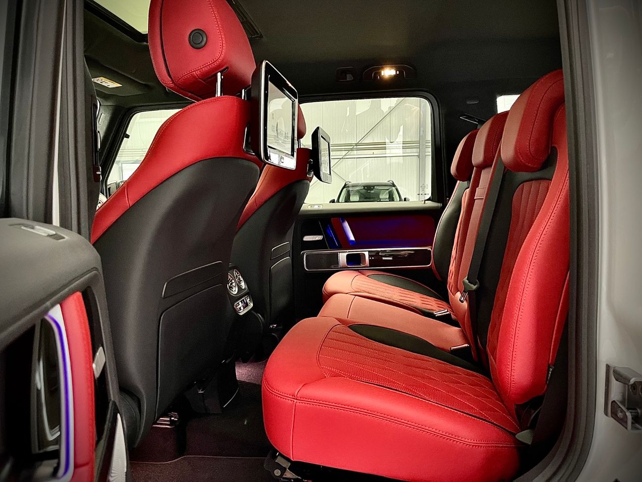 Mercedes-Benz G 63 AMG NIGHT PACKAGE