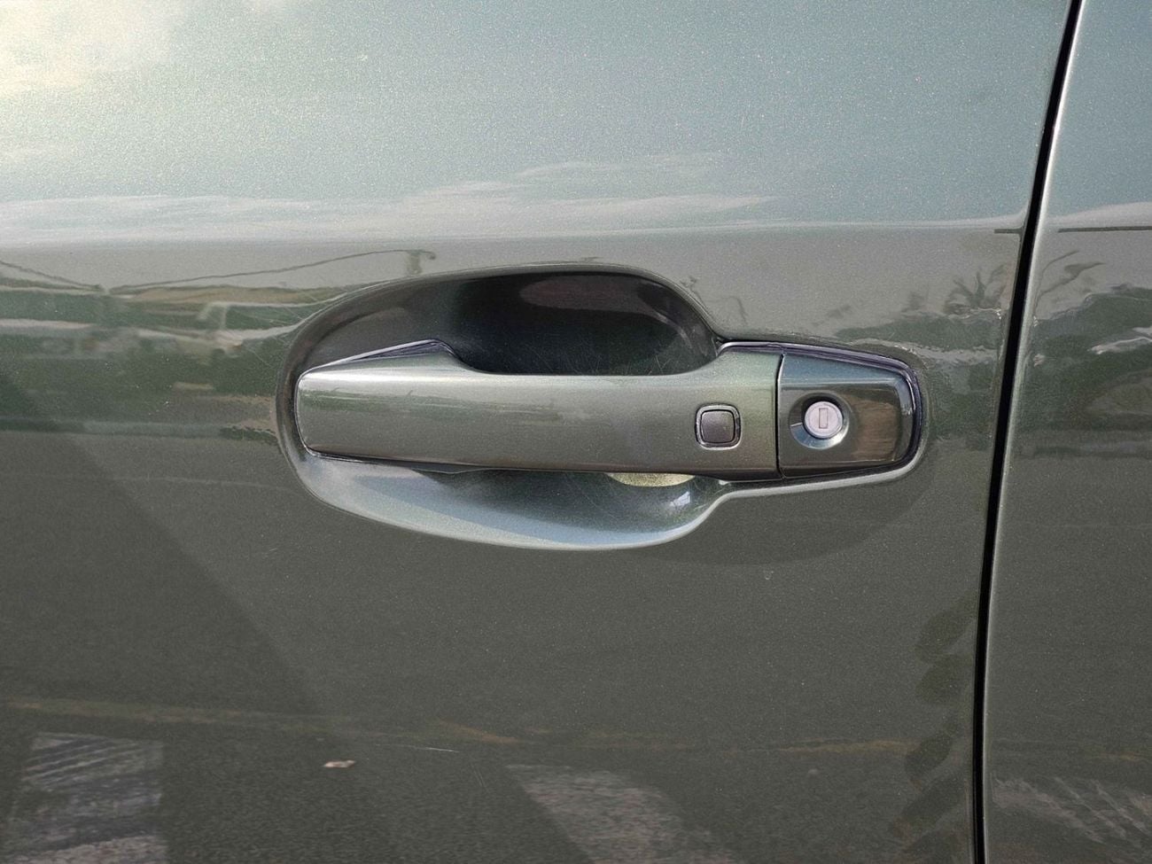 تويوتا لاند كروزر Toyota landcruise 2015 Model Modified 2024 Model V8 4.5 petrol Engine Colour Green Transmission Auto