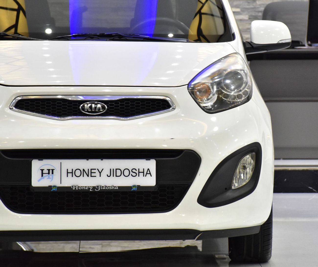 Kia Picanto EXCELLENT DEAL for our KIA Picanto ( 2015 Model ) in White Color GCC Specs