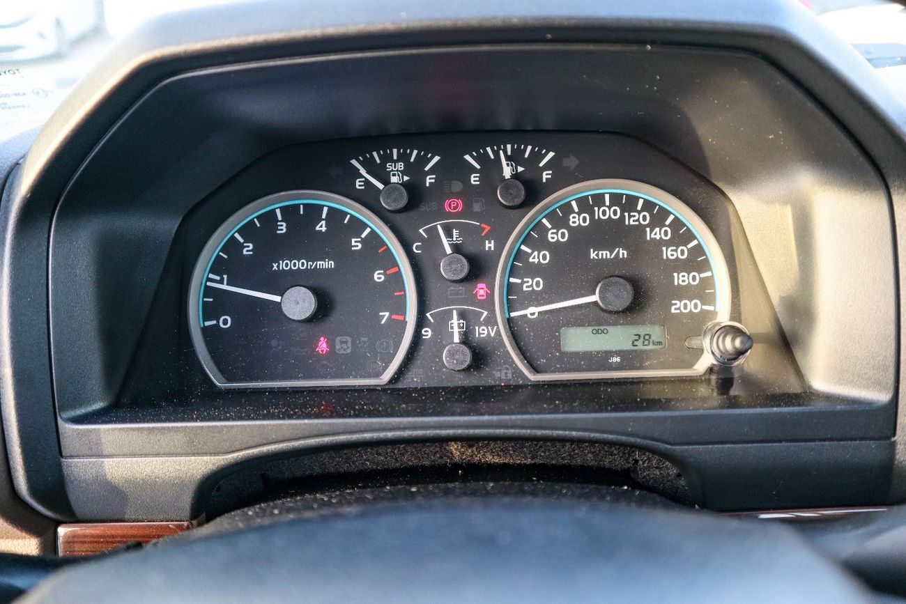 Toyota Land Cruiser Pick Up Std 4.0L Single Cab Utility AWD Toyota Land Cruiser Single Cab (70 Series) – GRJ79 – 4.0L Pick-Up – 