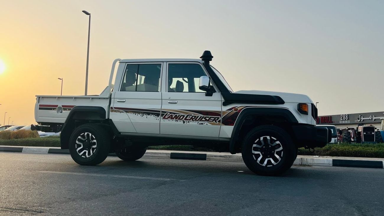 Toyota Land Cruiser 70 LC79 LX