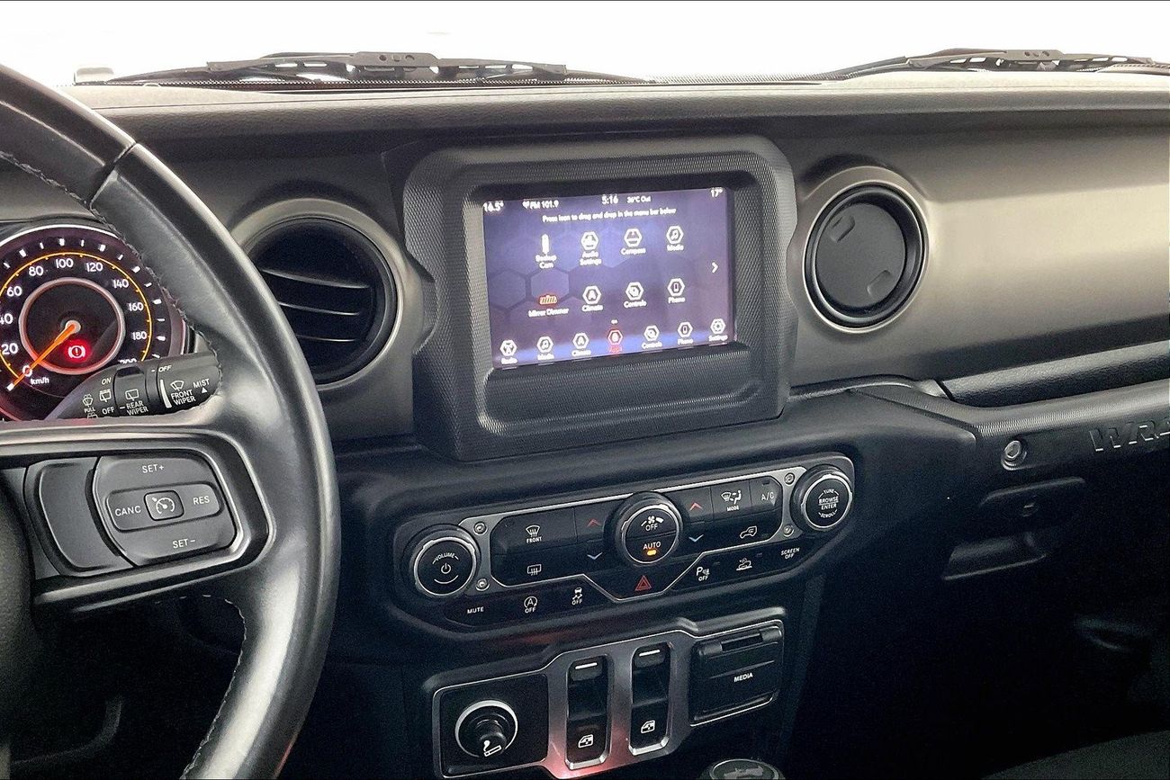 Chevrolet Captiva LS | 1 year free warranty | 0 Down Payment