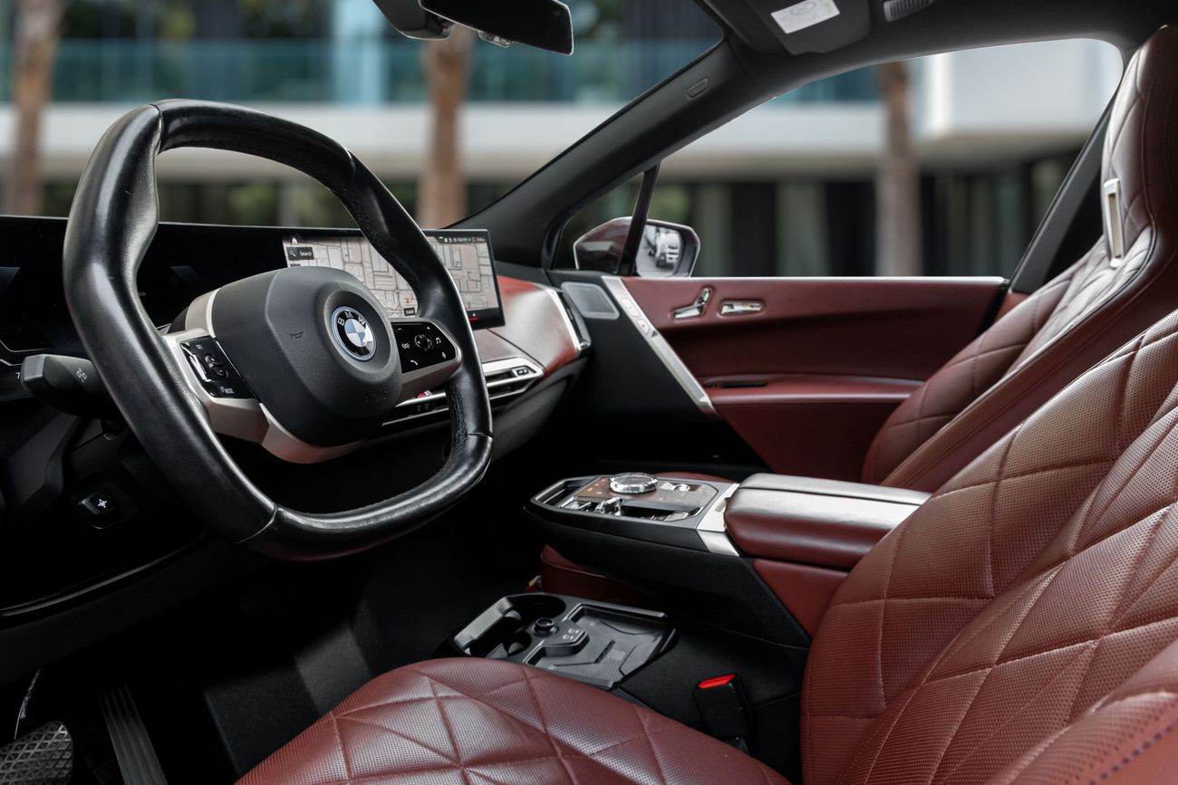 بي أم دبليو iX iX xDrive40 | 3,721 P.M | 0% Downpayment | BMW Warranty! | Ramadan Offer!