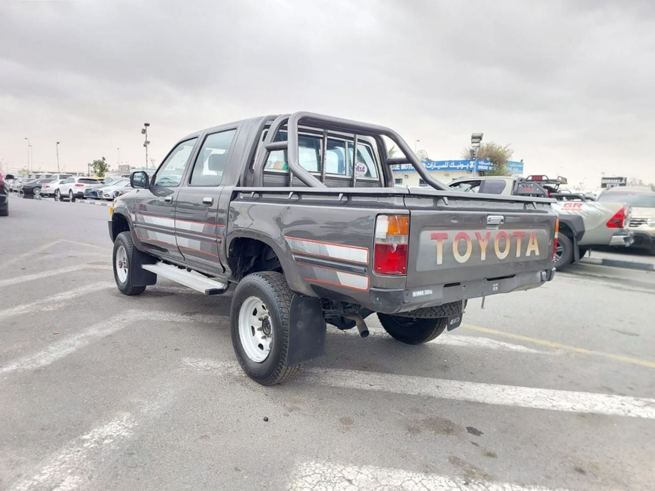 Toyota Hilux TOYOTA HILUX PICKUP RHD 1989 MODEL 2.8 L DIESEL MANUAL(PM05378)