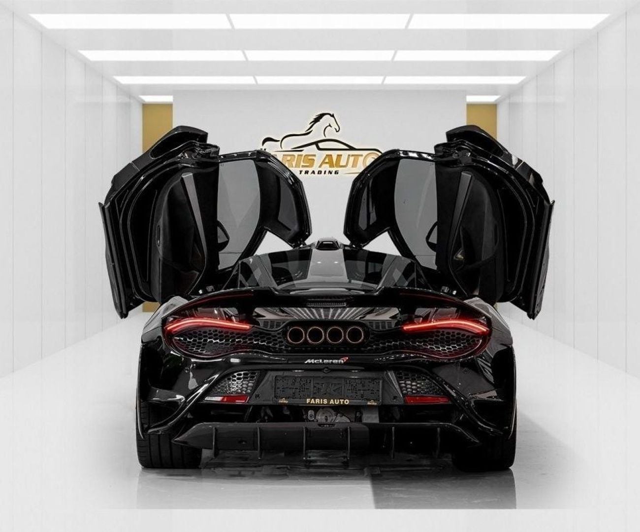 McLaren 720S Std 720-S UPGRADED TO 765-LT - GCC -EXHAUST SYSTEM + 999K GOLD IN EXHAUST + FULL CARBON FIBER EXTERI