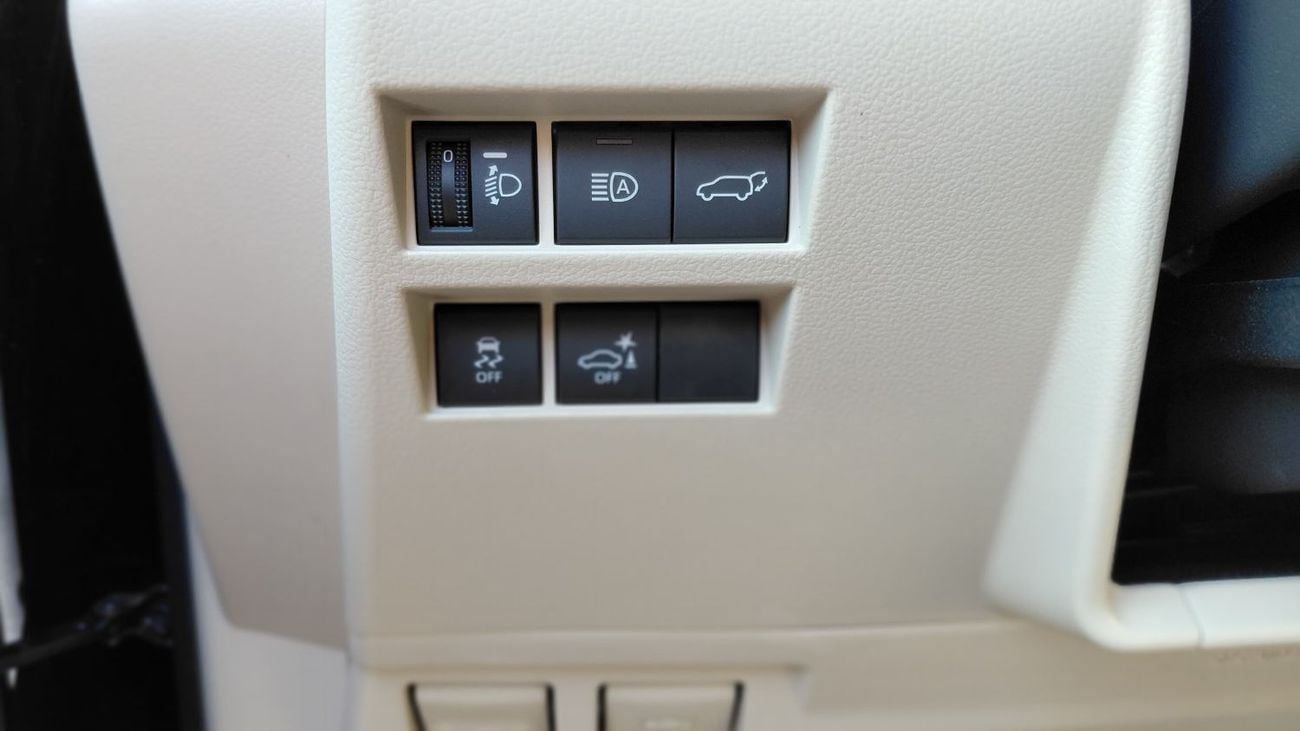 Toyota Land Cruiser GXR 3.5L