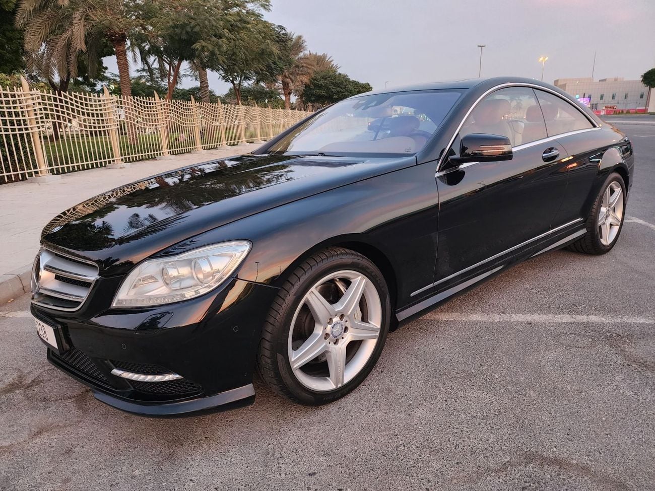 Mercedes-Benz CL 500 Mercedes-Benz CL500 Year Model: 2014 GCC Specifications  Low Kilometer Driven   Well maintained and