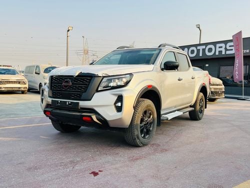 Nissan Navara 2.5L DIESEL PRO4X