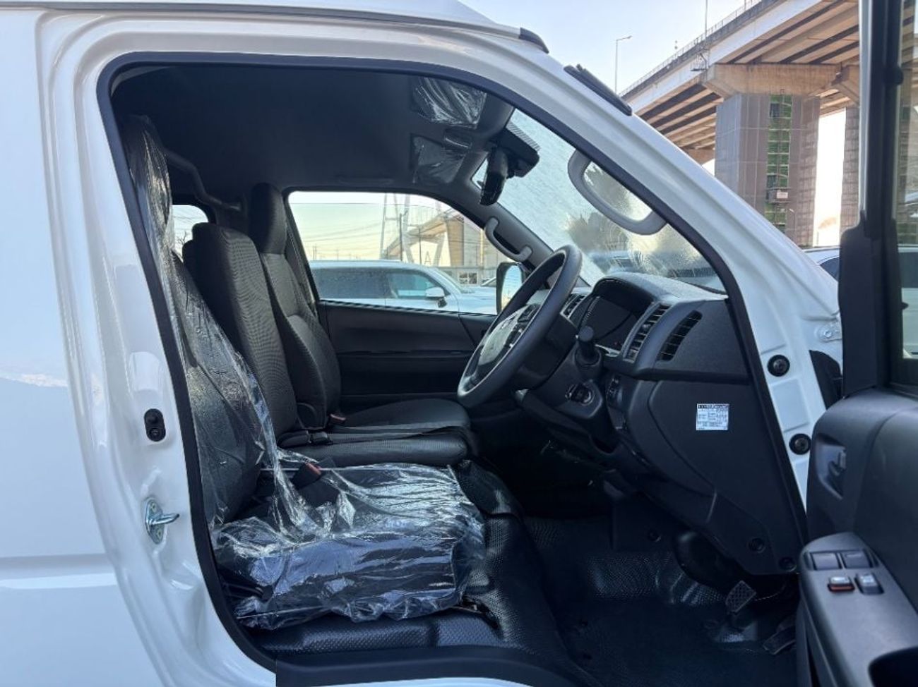 تويوتا هاياس 2026 TOYOTA RHD HIACE LONG VAN 2.0L PETROL DX-GL PACKAGE BRAND NEW 0KM