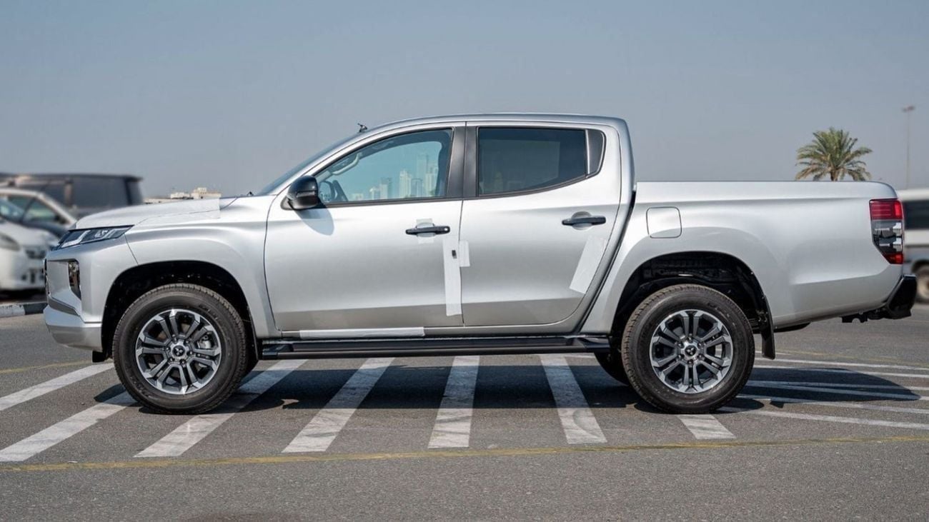 Mitsubishi L200 GLS Mitsubishi L200 Sportero 2.4L Diesel 4x4 2025