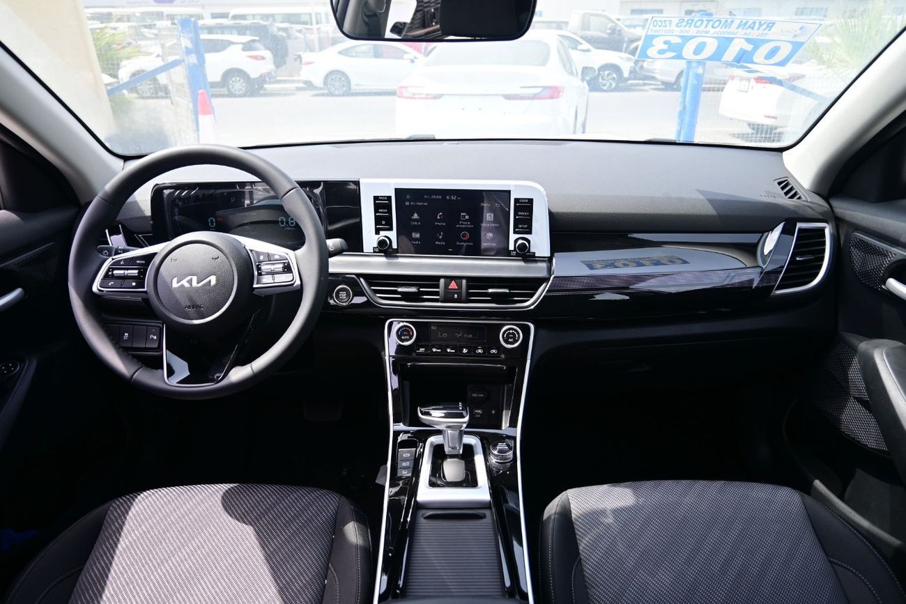 كيا سيلتوس Kia Seltos 1.5L Petrol, Color White, Model 2025