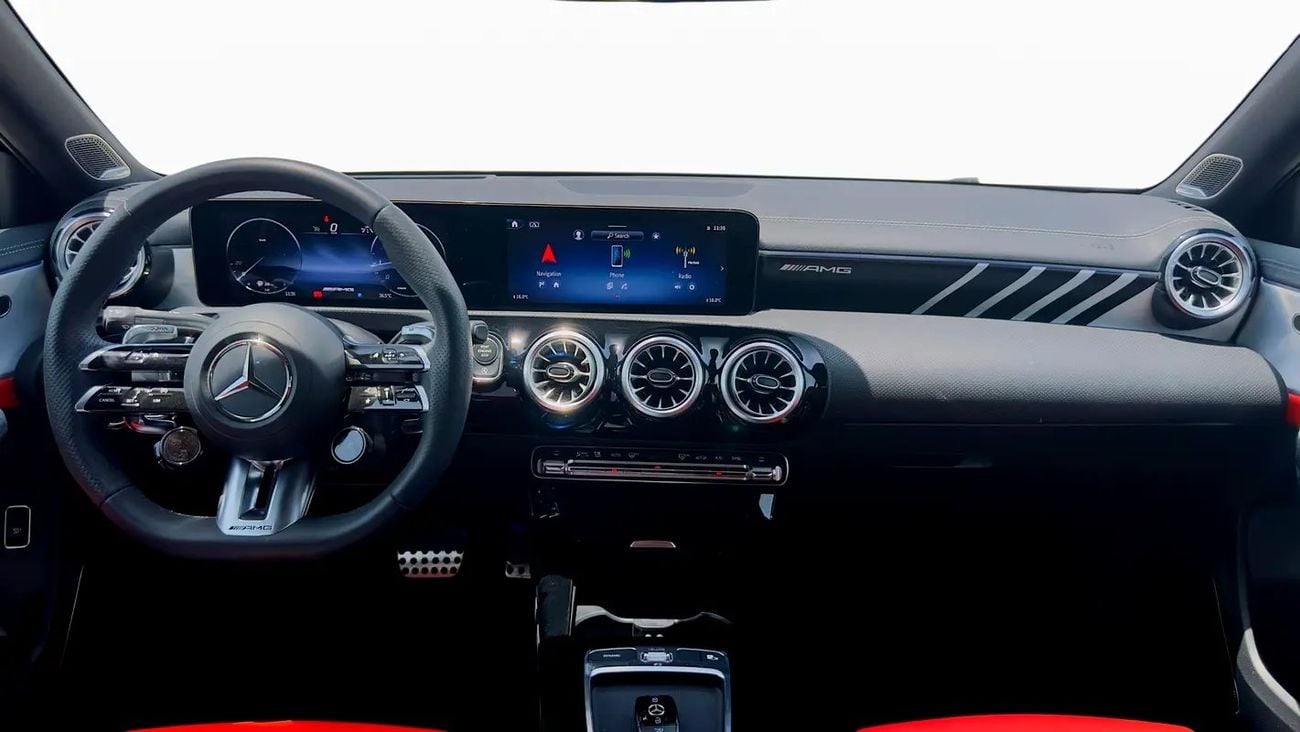 مرسيدس بنز A 35 AMG 4MATIC 0% DP | 2,835 / Month | A 35 Saloon | | Gargash Warranty | Service History