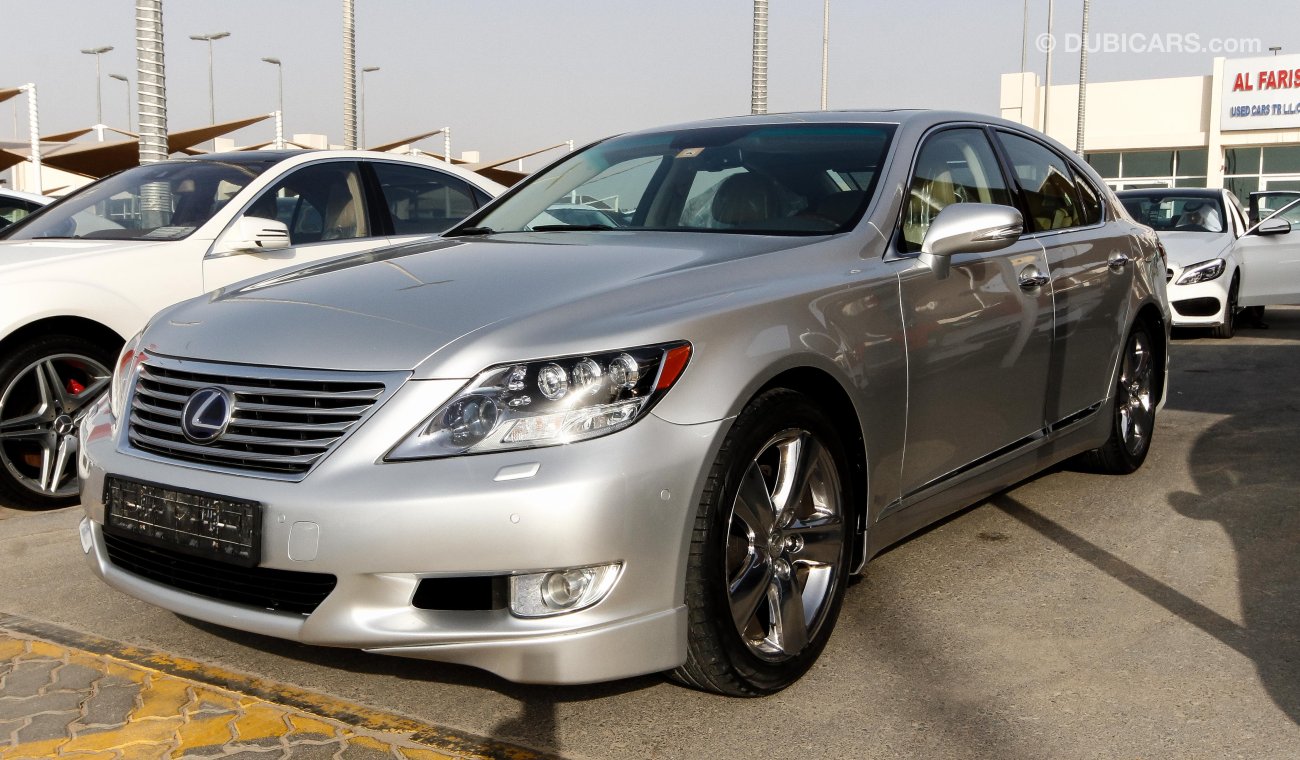 Lexus LS460