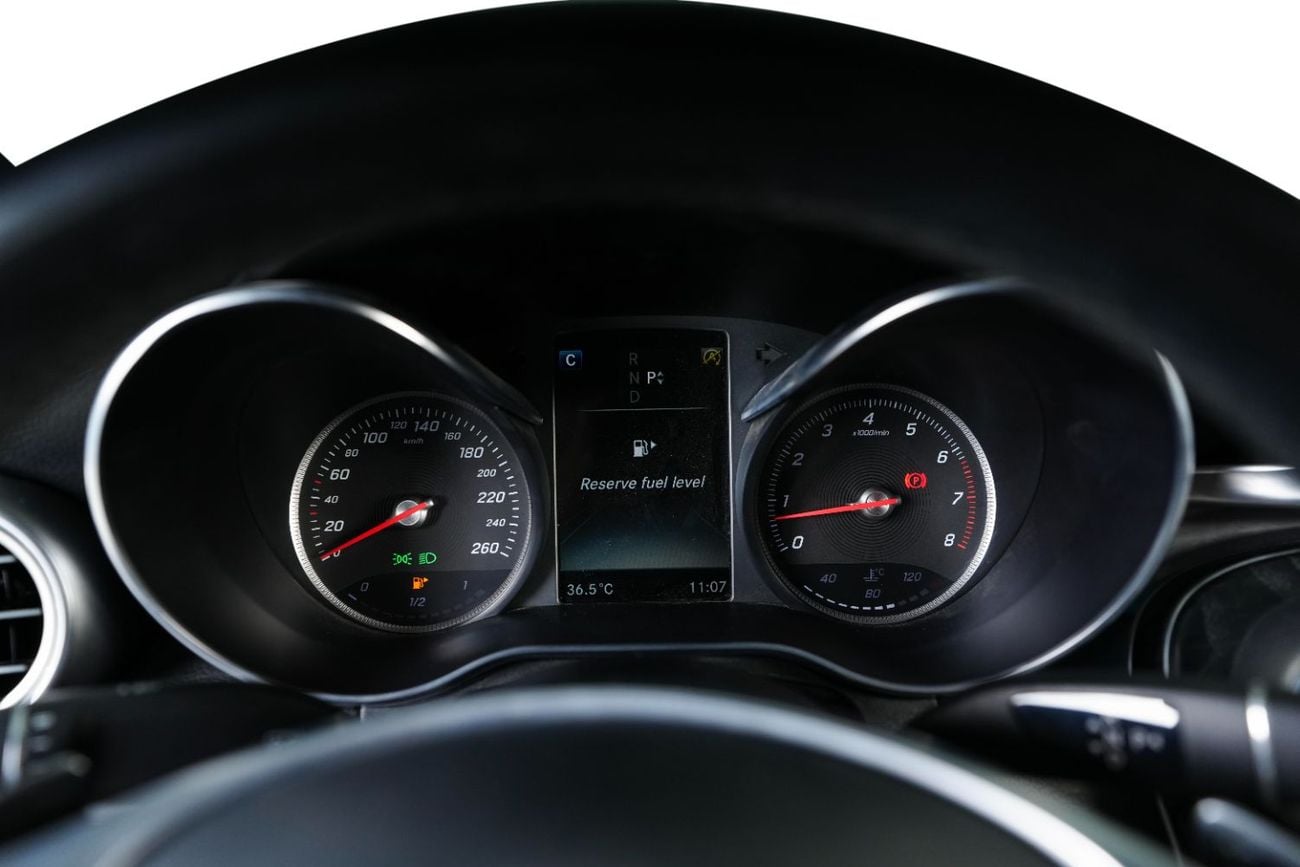 Mercedes Benz C200 AMG GCC-Carbon Fiber Interior Trim-Memory seats