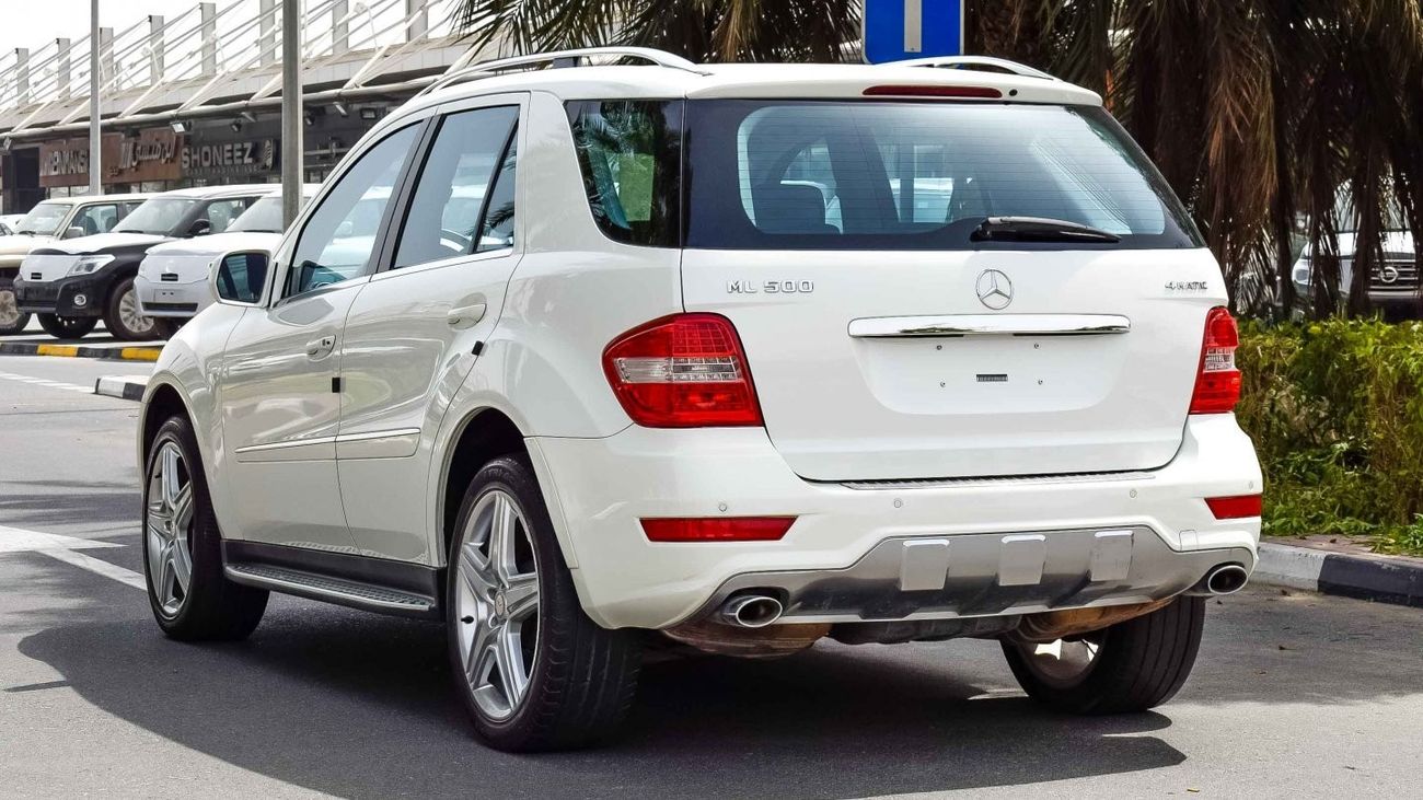 Mercedes-Benz ML 350 Badge of ML- 500 / AMG Body Kit