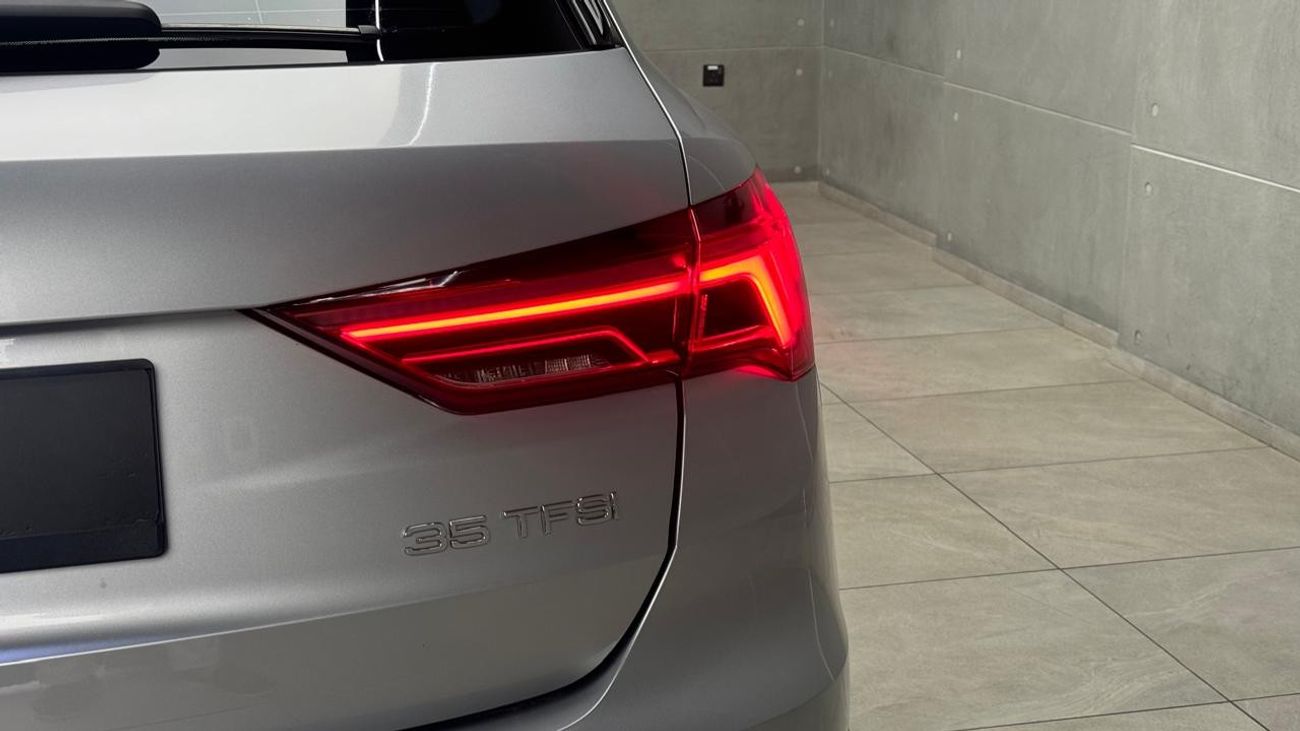 أودي Q3 35 TFSI S لاين 2021 Q3//FULL OPTION//GCC//WARRANTY//FULL SERVICE HISTORY