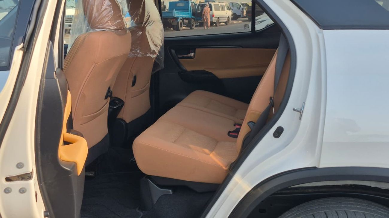 تويوتا فورتونر EXR 2.7L (160 HP)