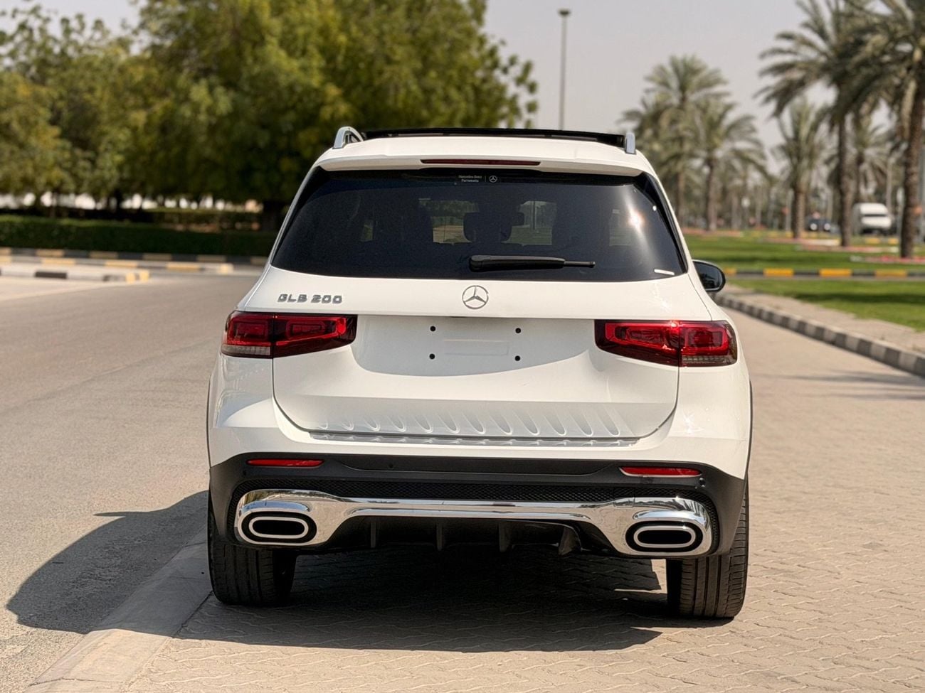 Mercedes-Benz GLB 200 Premium 1.4L (7 Seater)