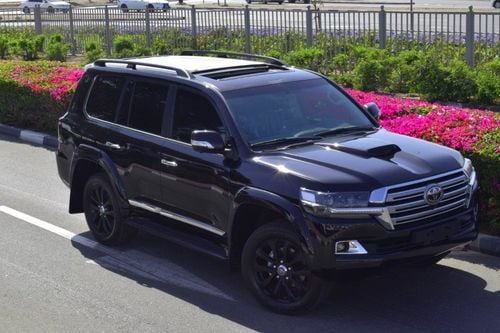 تويوتا لاند كروزر Diesel Black Edition