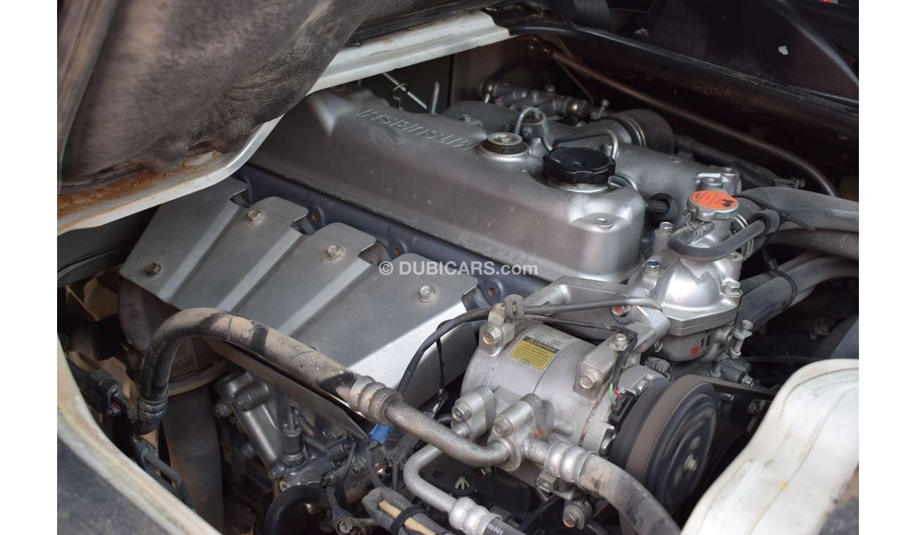 Mitsubishi Fuso Canter Mitsubishi Canter D/C Pick up, Model:2017. Free of Accident with low mileage