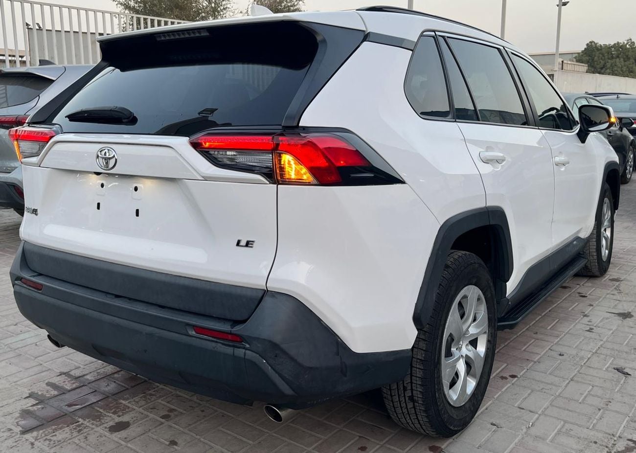 تويوتا راف ٤ 2020 Toyota RAV4, LE 2.5L V4
