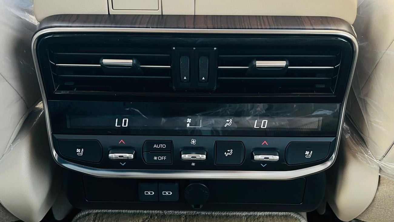 Toyota Land Cruiser VXR