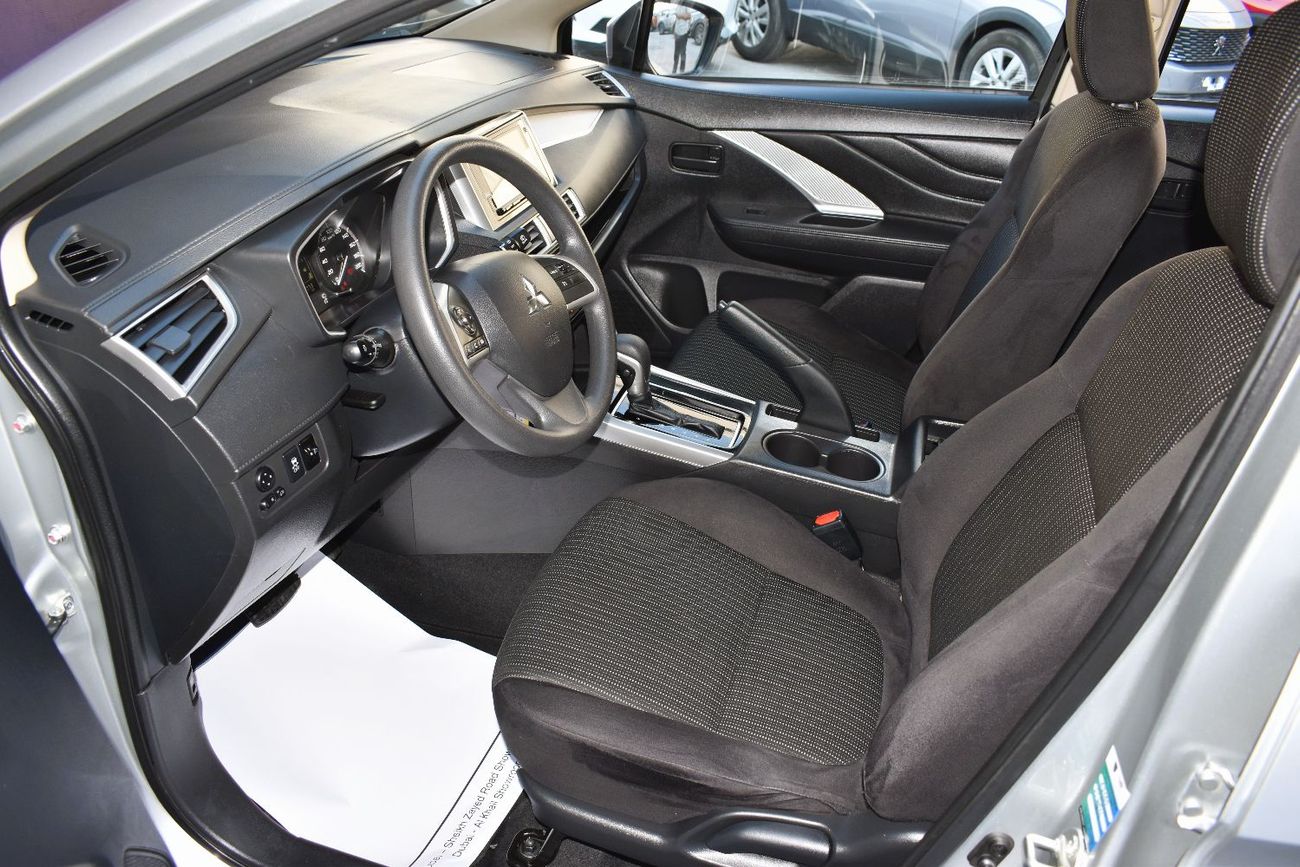 Mitsubishi Xpander Mid 1.5L