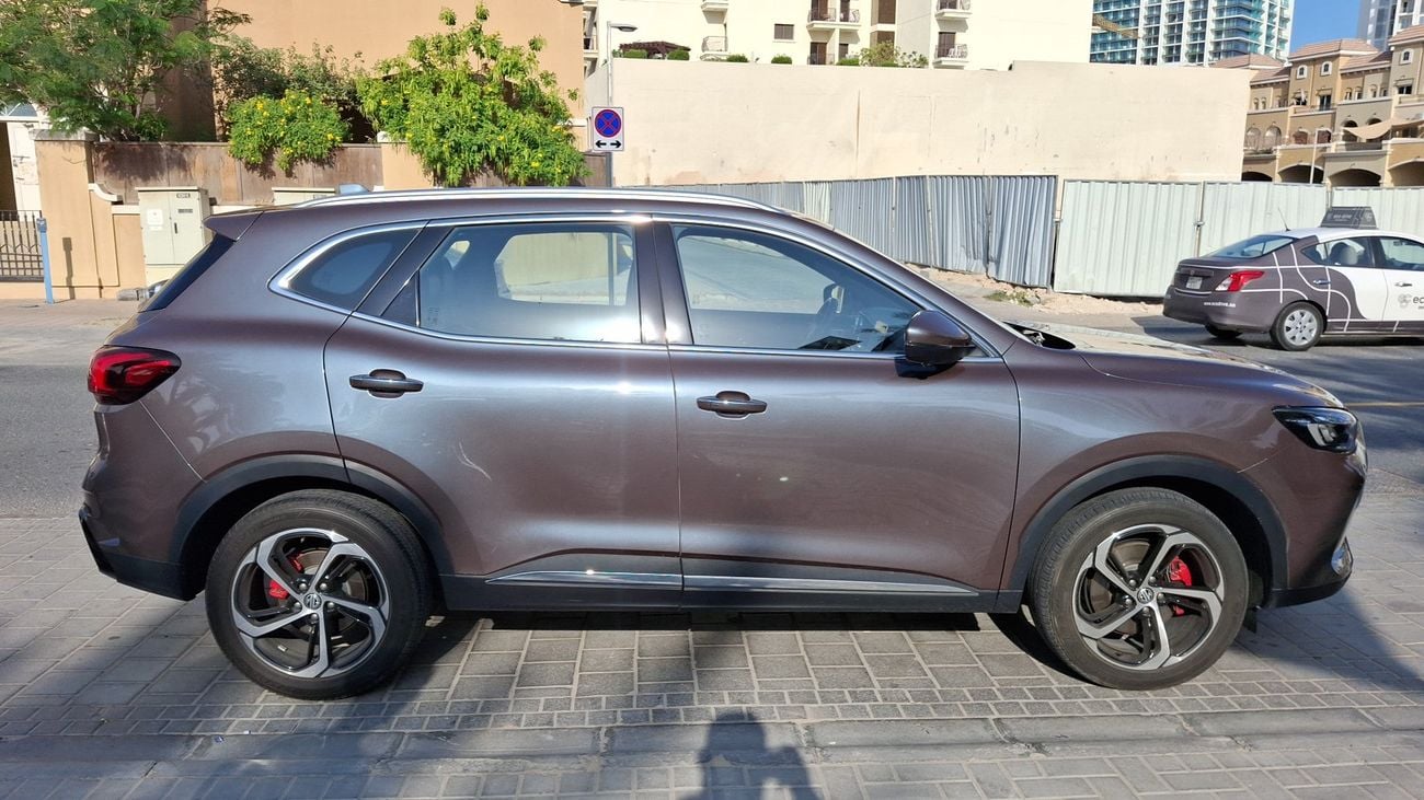 أم جي HS LUXURY TROPHY 2 | بدون دفعة مقدمة | اختبار القيادة في المنزل