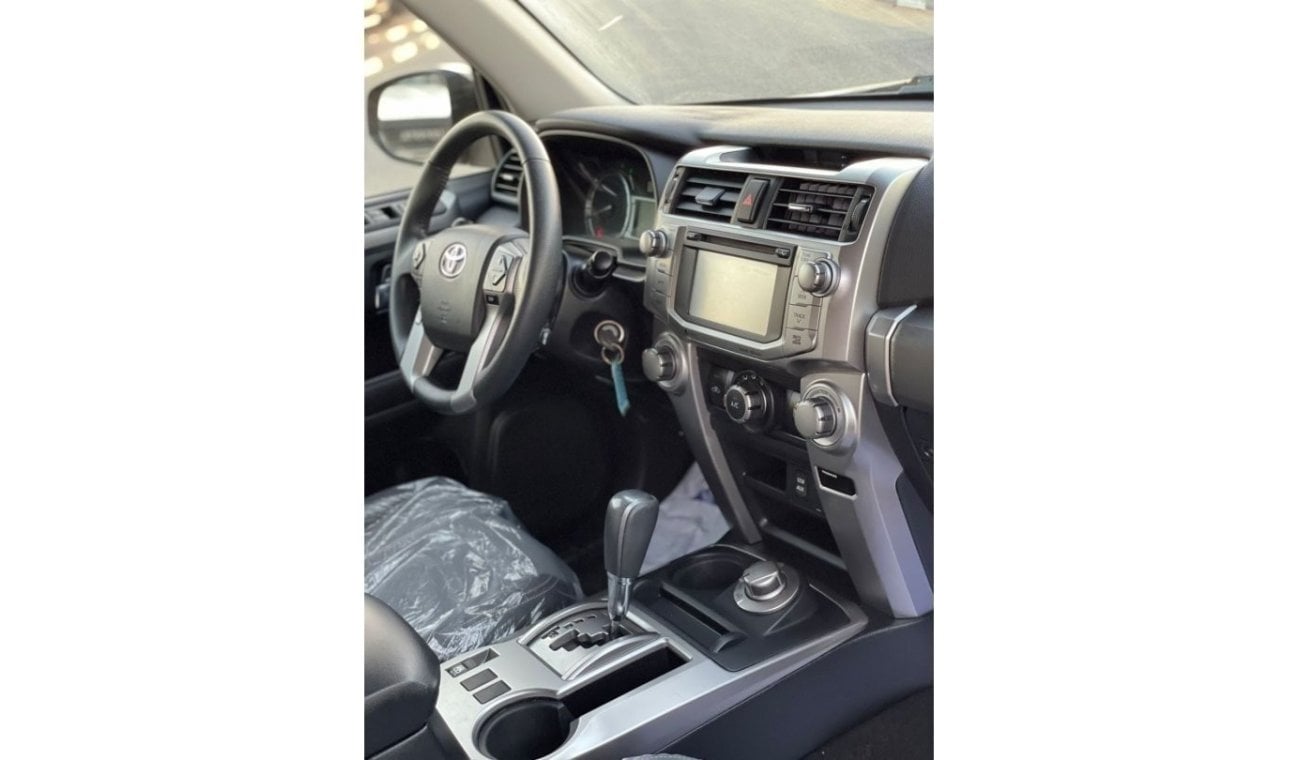 تويوتا 4Runner 2019 Toyota 4Runner SR5 Premium 4x4 AWD - 4.0L V6 - Special Color -  UAE PASS