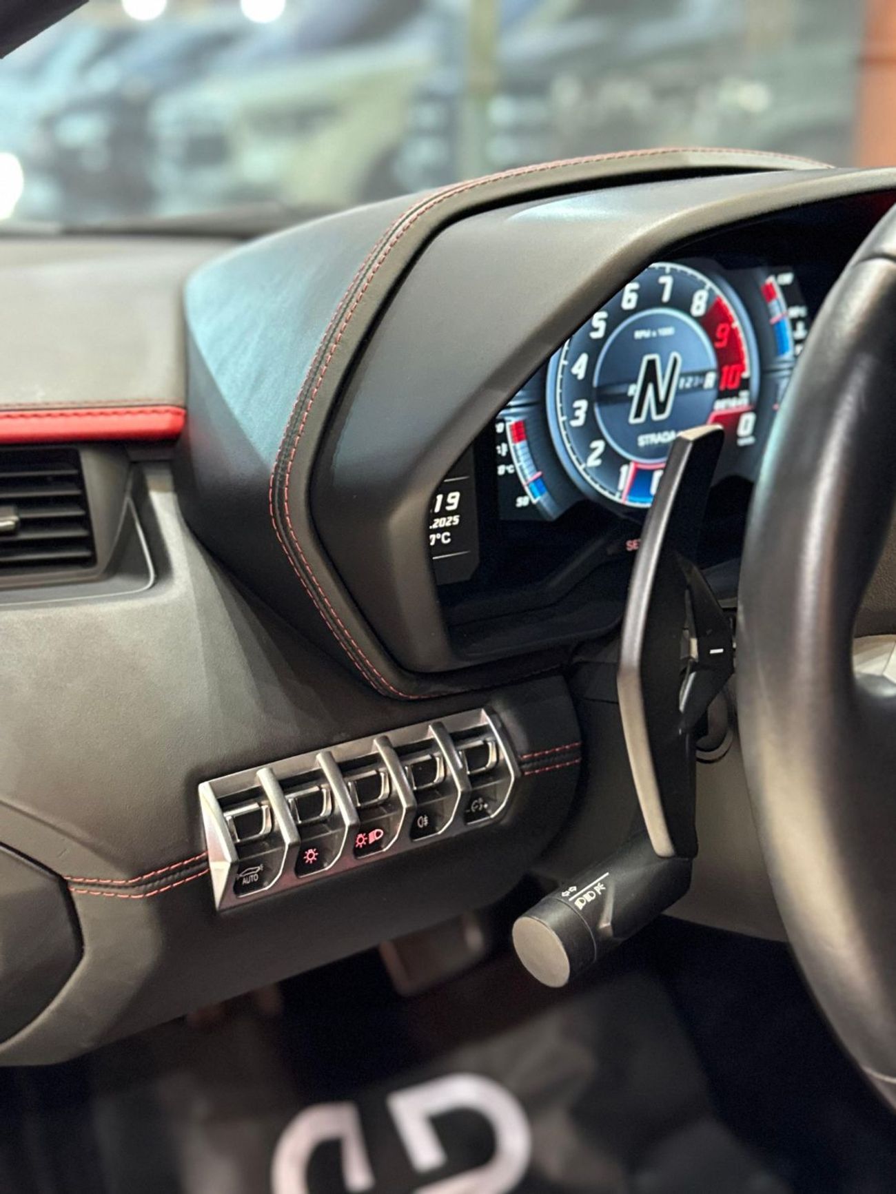 Lamborghini Aventador AVENTADOR S 6.5L V12