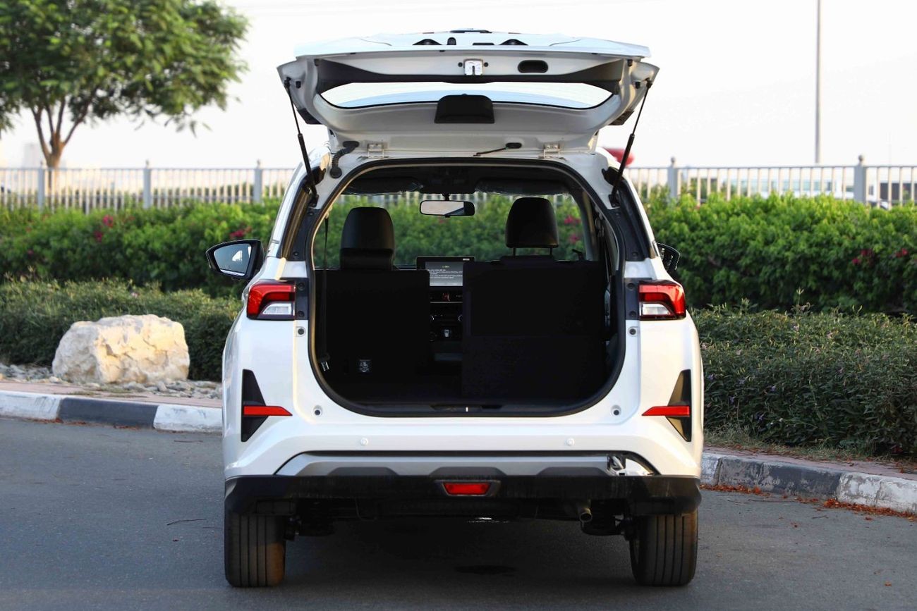 تويوتا فيلوز 2023 Toyota Veloz V 1.5 - White Black | Export Only