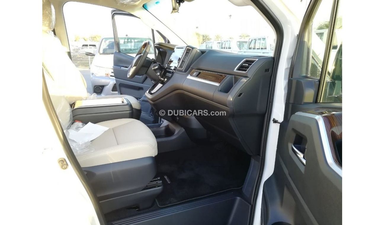 Toyota Granvia 7 Seats 2.8L Diesel full option