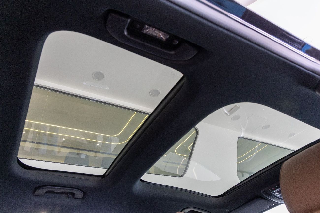 مرسيدس بنز GLB 200 Mercedes-Benz GLB200 Dynamic - 2025